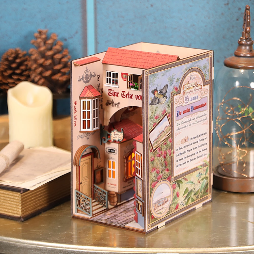 Book Nook Romantique