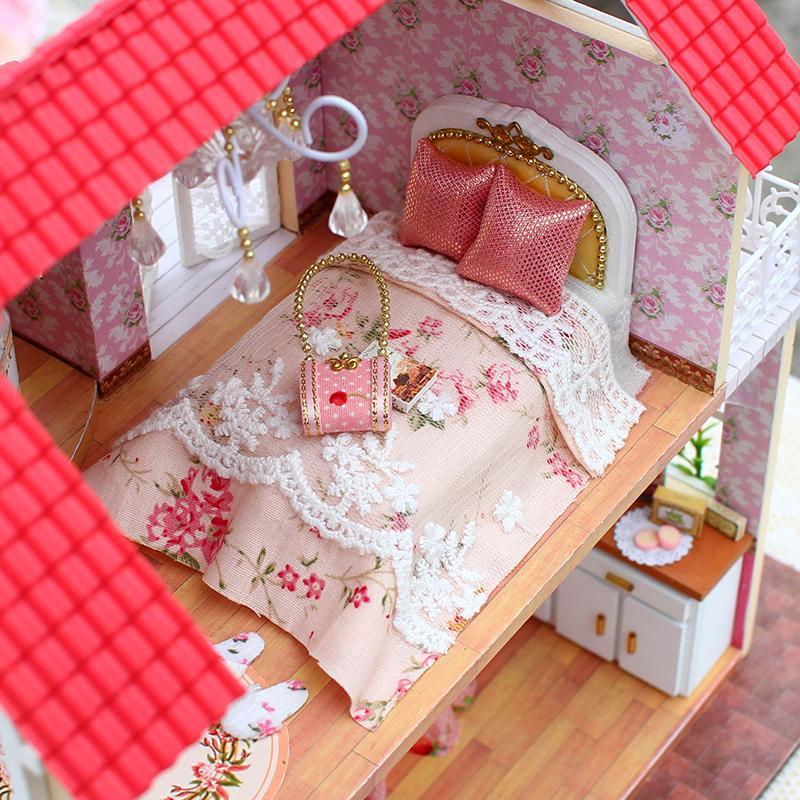 Maison Miniature Grands-Parents Lit