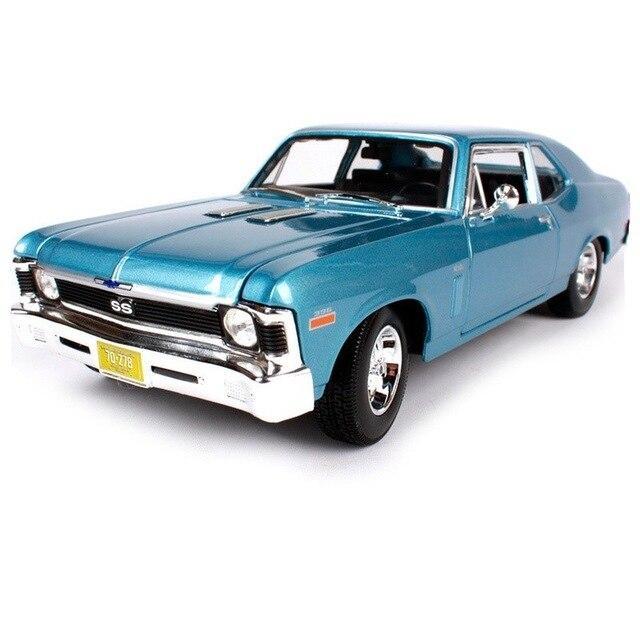 Voiture Miniature Chevrolet Nova SS
