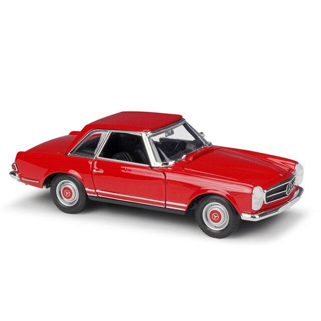 Voiture Miniature Mercedes Benz 230SL