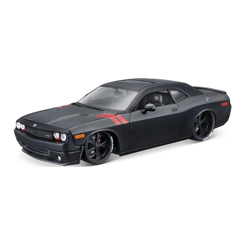 Voiture Miniature Dodge Challenger pneus