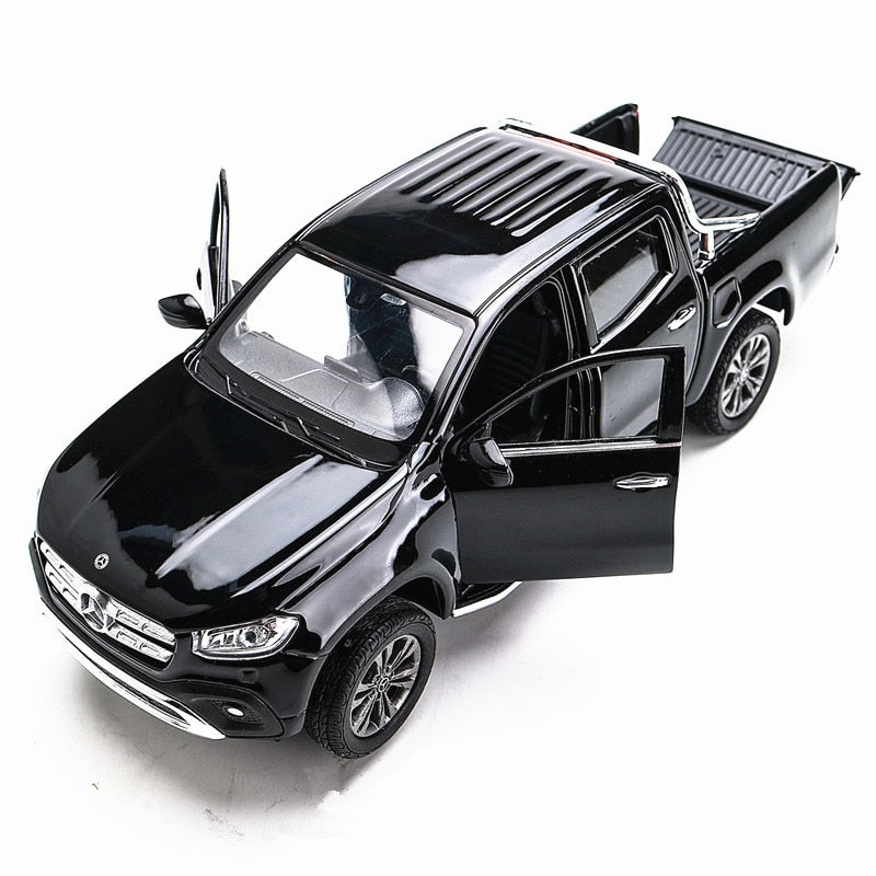 Voiture Miniature Mercedes Benz Classe X pneus