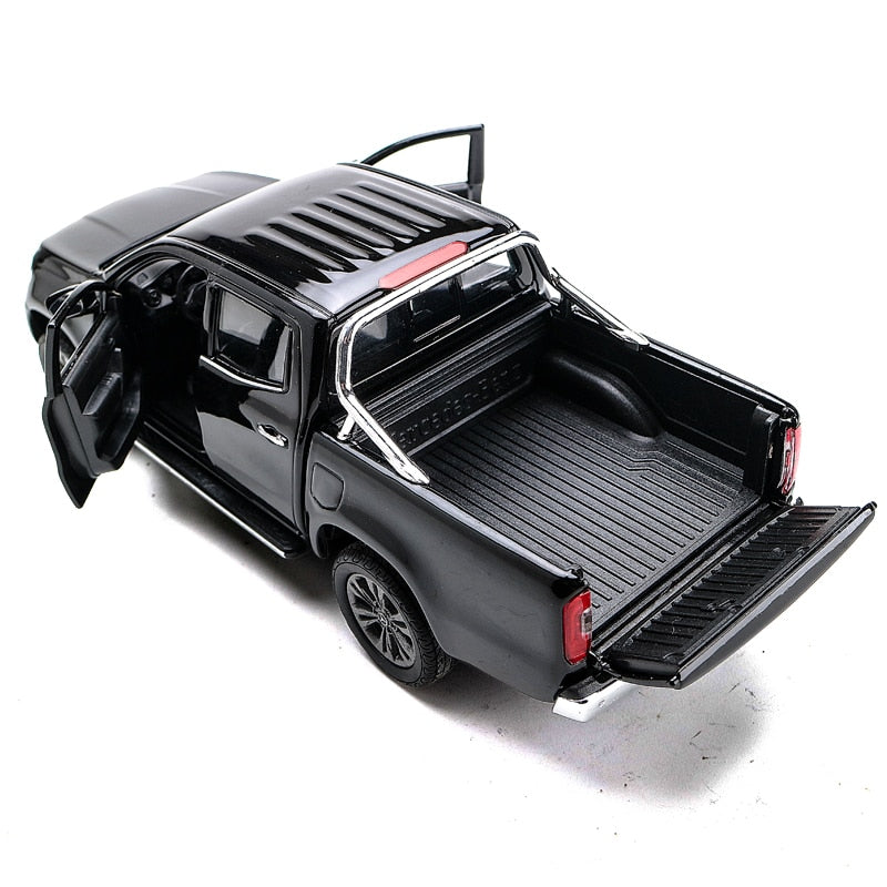 Voiture Miniature Mercedes Benz Classe X portes