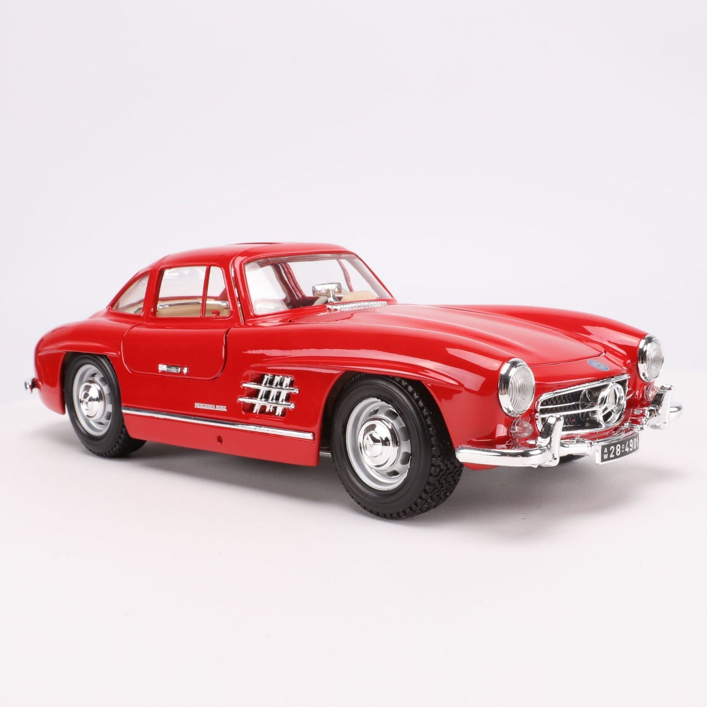 Mercedes Miniature 300SL Pneus