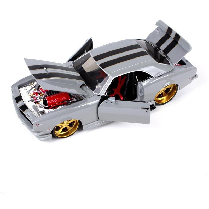 Voiture Miniature Chevrolet Camaro Z28 moteur