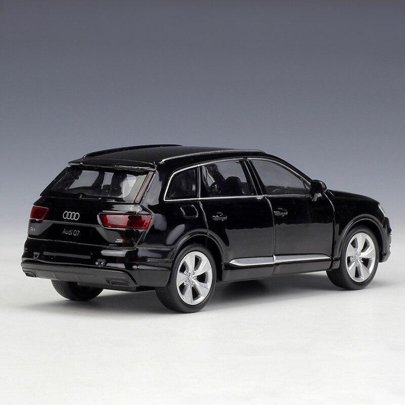 Voiture Miniature Audi Q7 Pneus