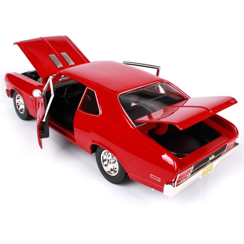 Voiture Miniature Chevrolet Nova SS coffre