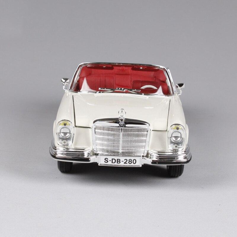Voiture Miniature Mercedes 280SE phares