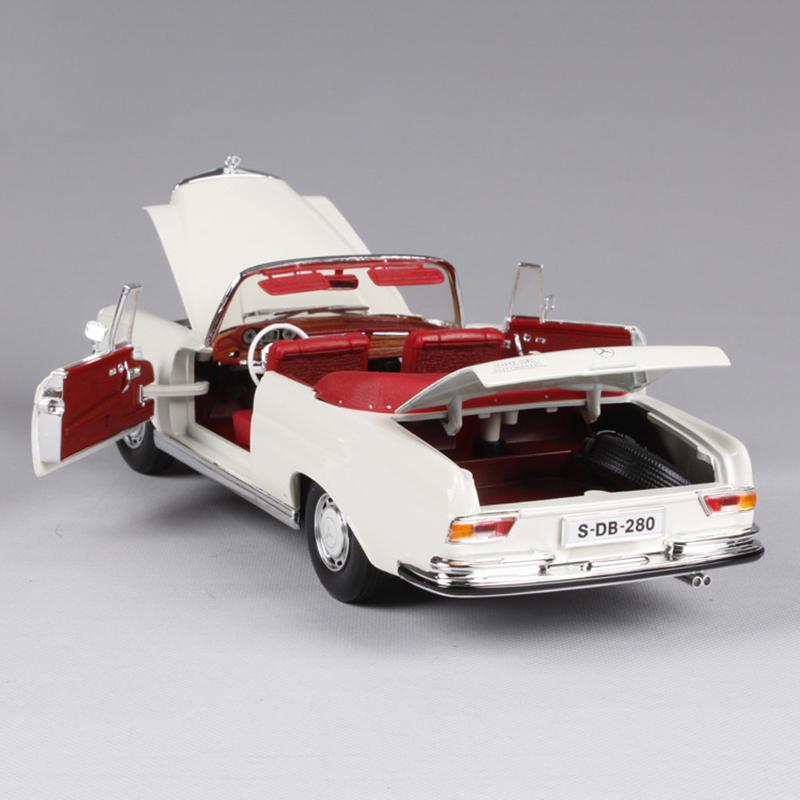 Voiture Miniature Mercedes 280SE plaque