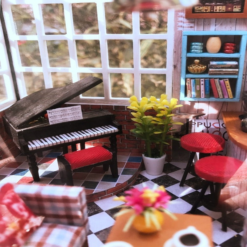 piano miniature coffee time
