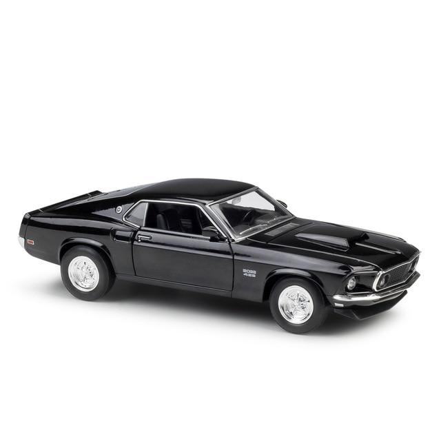 Ford Mustang Miniature | Miniature Land
