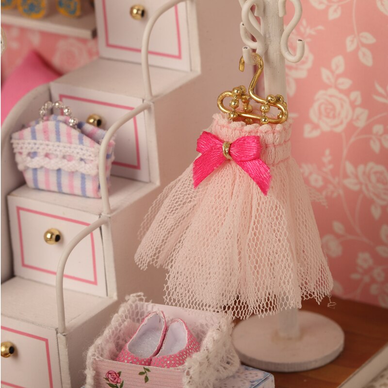 robe miniature cœur rose
